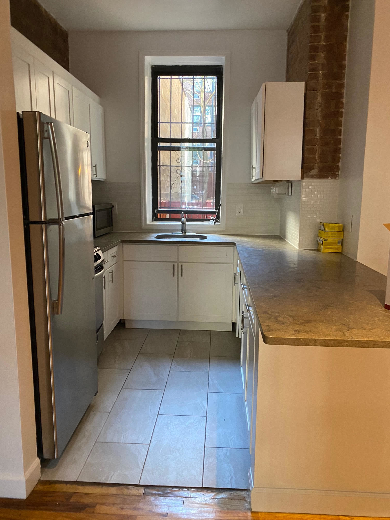 230 East 27th Street, Unit 2 Manhattan, NY 10016 - Photo 5 of 21
