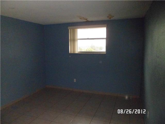 606 West 81st Street, Unit 402 Hialeah, FL 33014 - Photo 5 of 8