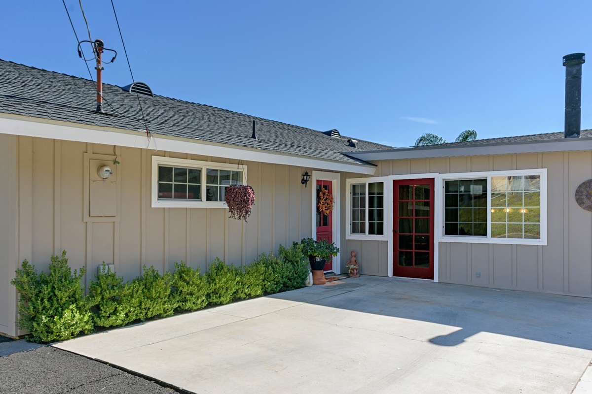 1079 Morro Road Fallbrook, CA 92028 - Photo 22 of 25