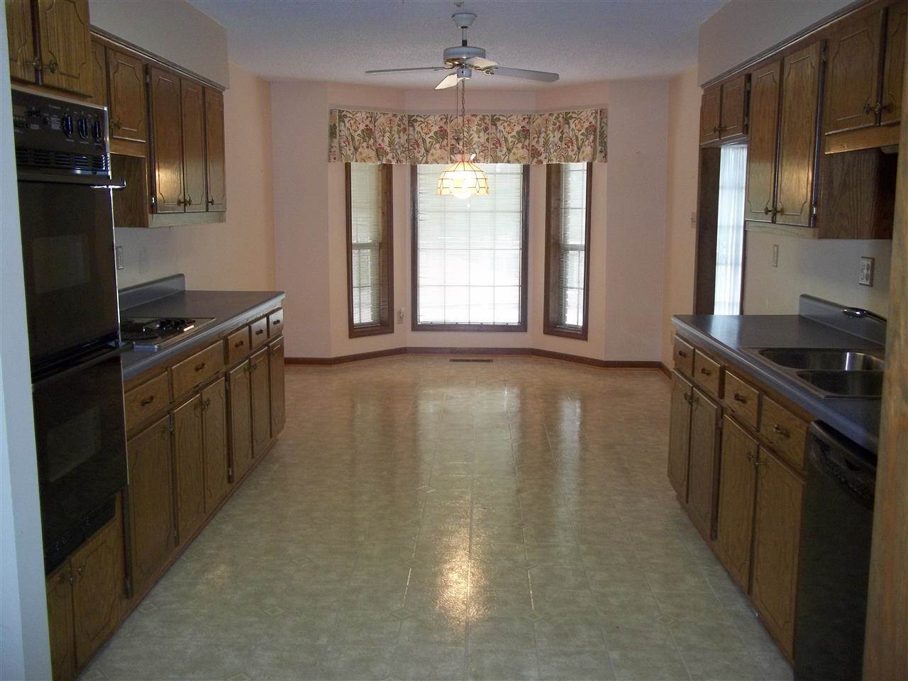 4078 Cedar Point Road Lakeland, TN 38002 - Photo 7 of 23 Gallery Image 7