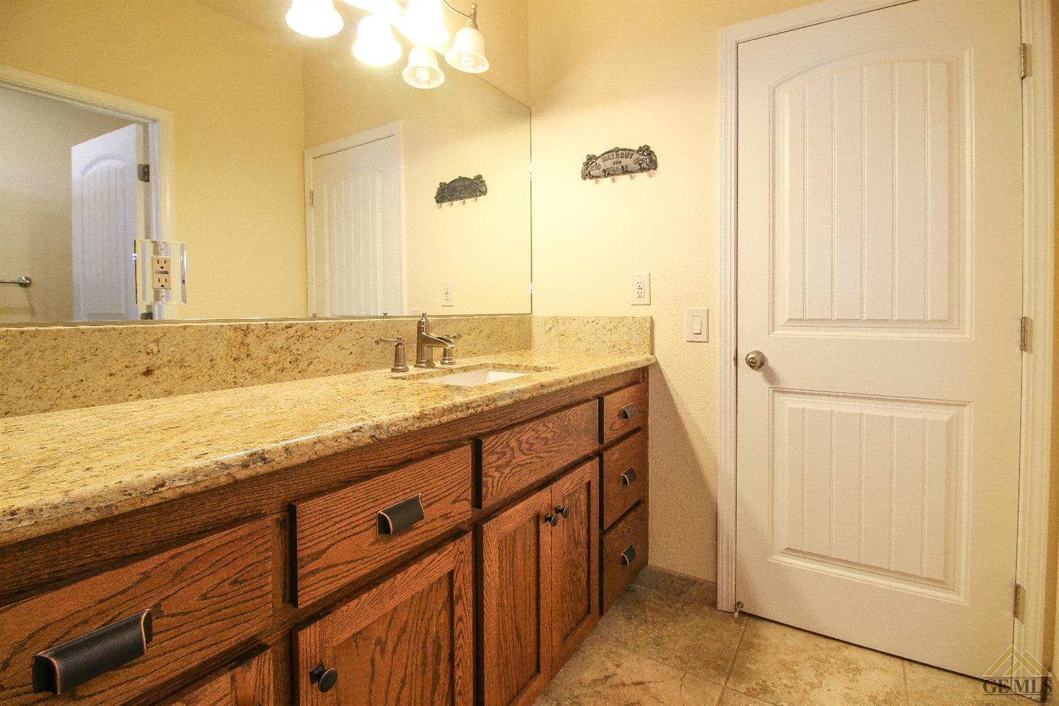 20020 Sasia Road Tehachapi, CA 93561 - Photo 28 of 39 Gallery Image 28