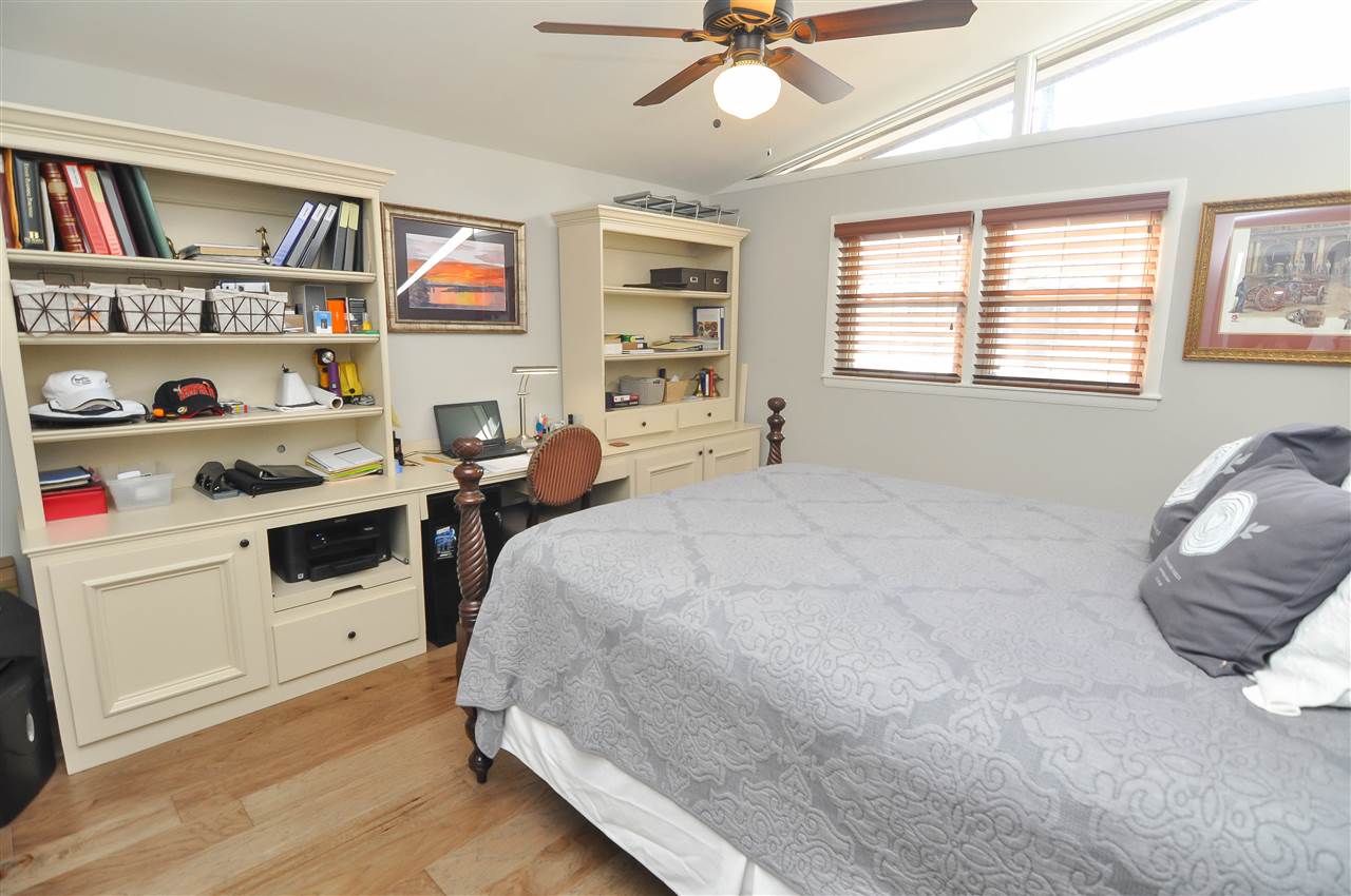 5554 Walnut Grove Road Memphis, TN 38120 - Photo 17 of 25