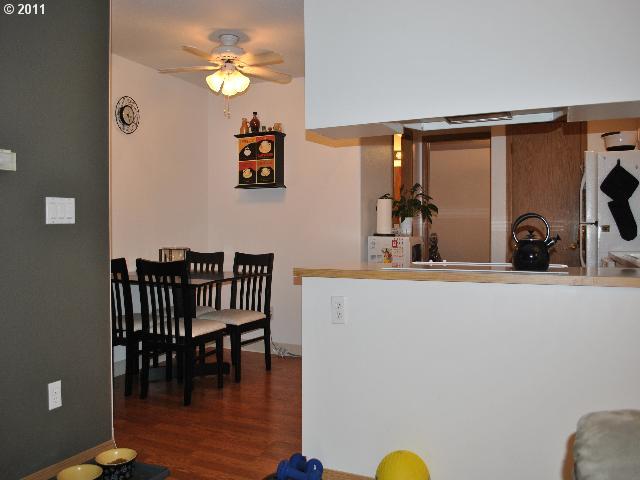 12644 Southeast Foster Road, Unit 7C Portland, OR 97236 - Photo 6 of 11