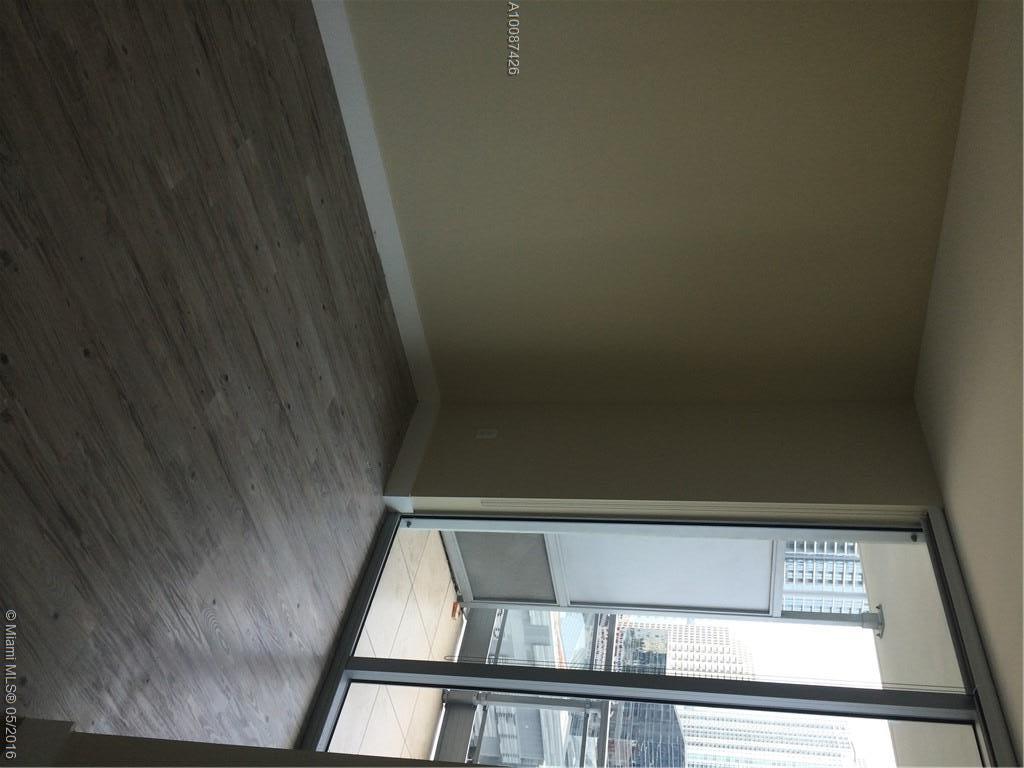 92 Southwest 3rd Street, Unit 2803 Miami, FL 33130 - Photo 8 of 11