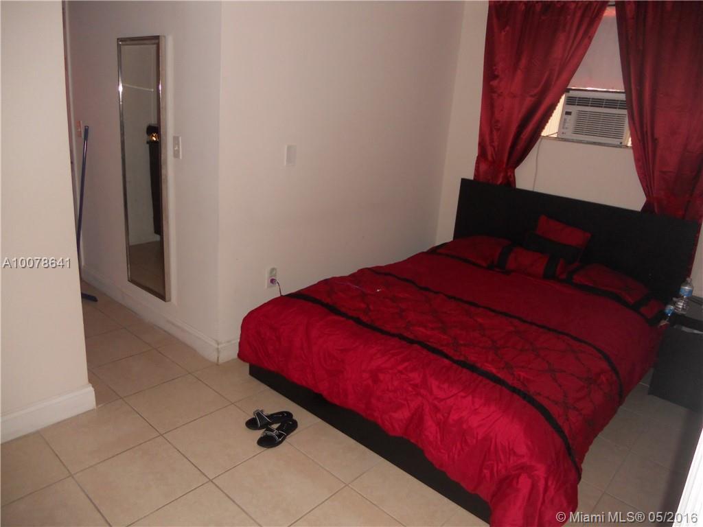 2336 Northwest 35th Street Miami, FL 33142 - Photo 11 of 20