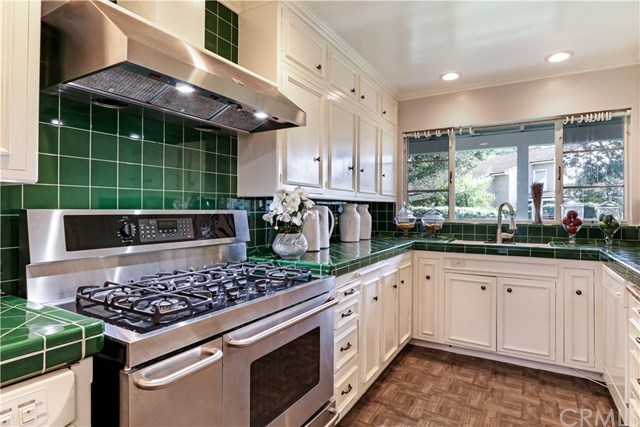 1637 Rodeo Road Arcadia, CA 91006 - Photo 13 of 17