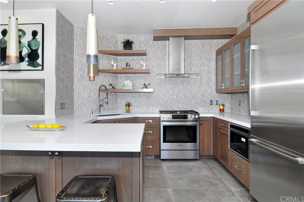 30 Pacific Avenue Surfside, CA 90743 - Photo 34 of 41