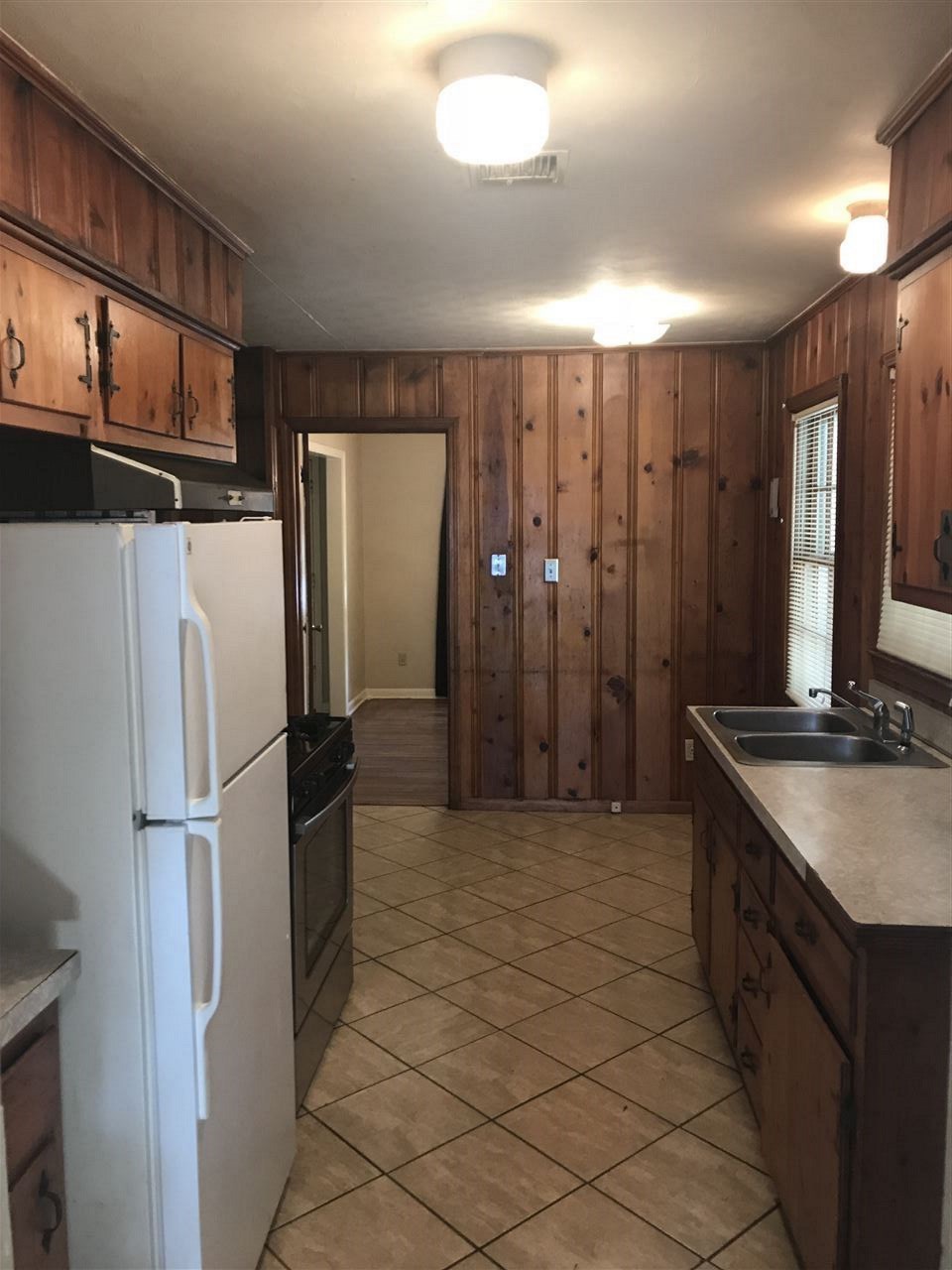 1788 South Perkins Road Memphis, TN 38117 - Photo 13 of 25 Gallery Image 13
