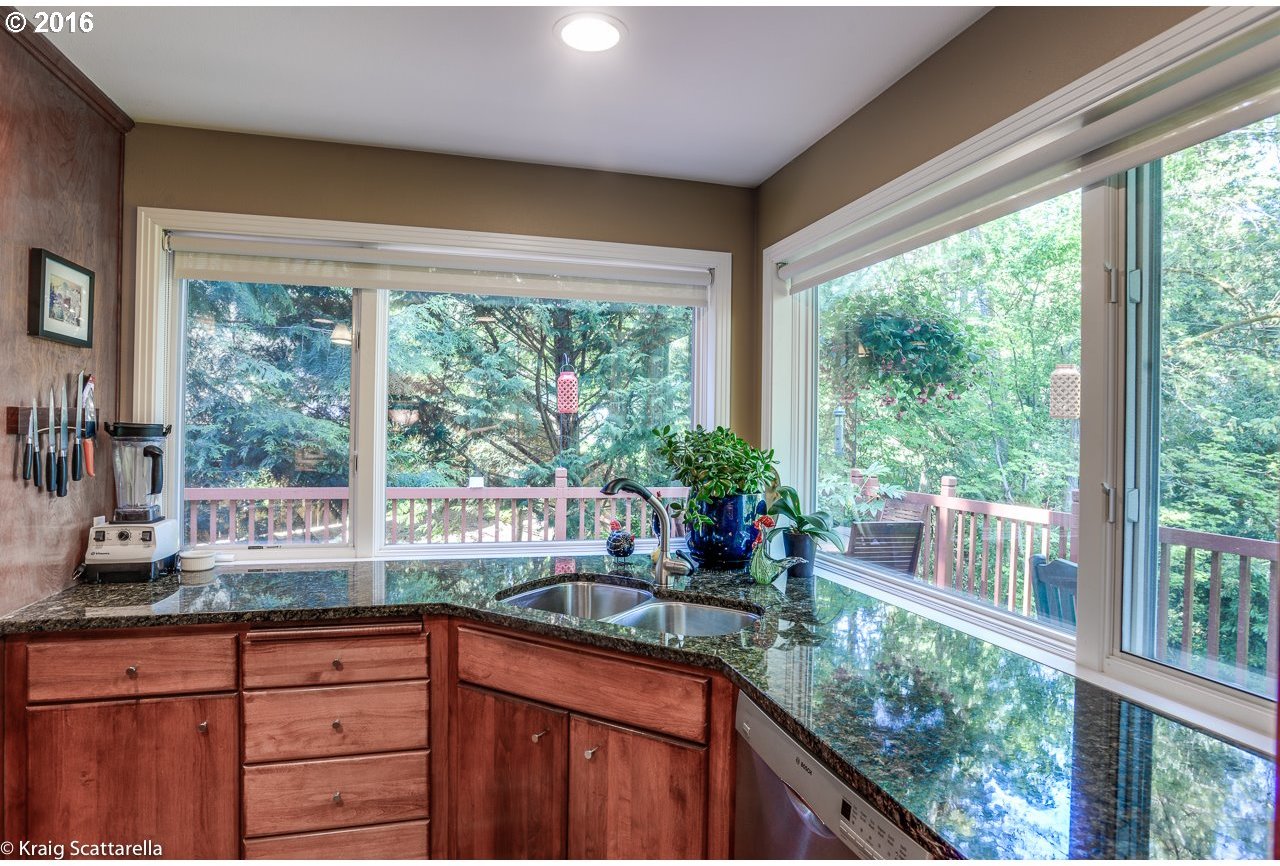 3630 Southwest 73rd Avenue Portland, OR 97225 - Photo 18 of 27 Gallery Image 18