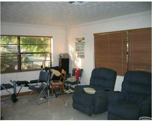 5830 Southwest 33rd Street Miami, FL 33155 - Photo 3 of 6 Gallery Image 3