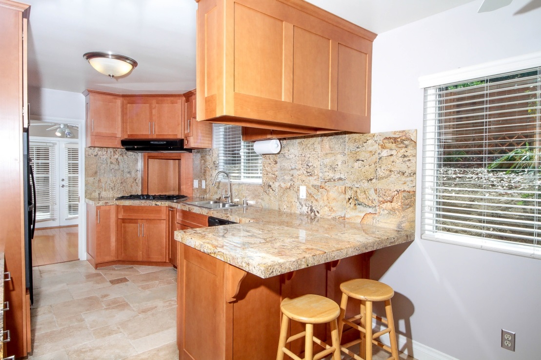 1670 Los Altos Road San Diego, CA 92109 - Photo 7 of 25