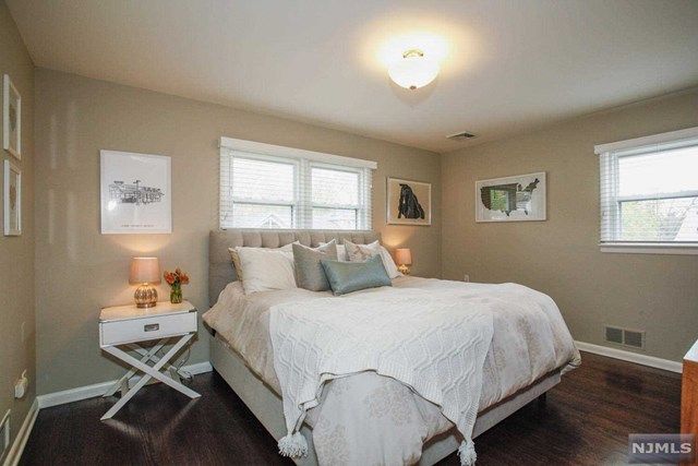 16 Hemlock Street Waldwick, NJ 07463 - Photo 12 of 25