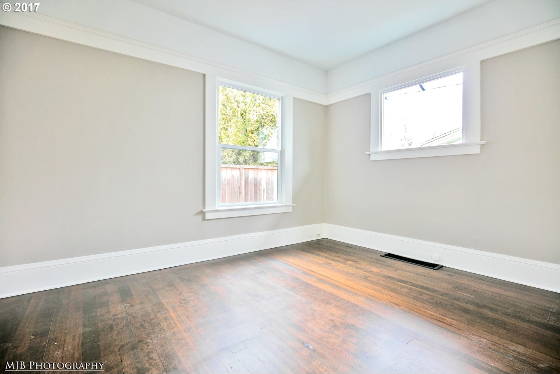 1615 Northeast Going Street Portland, OR 97211 - Photo 10 of 14