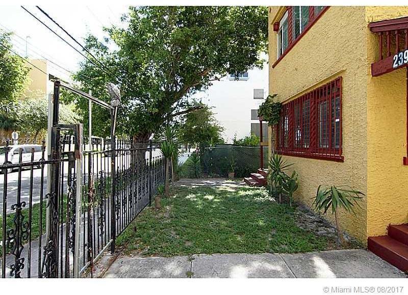 237 Northeast 24th Street Miami, FL 33137 - Photo 6 of 8