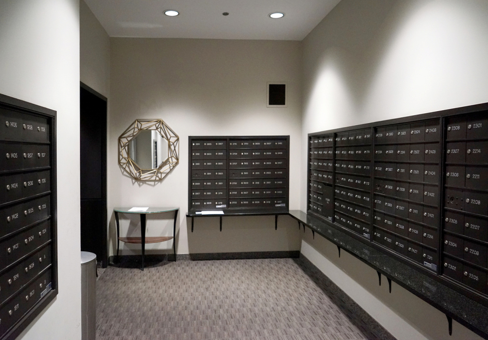 2 E Erie St, Chicago, IL 60611 - Photo 22 of 35