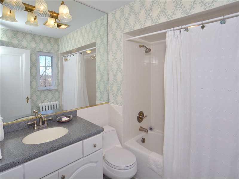 1007 Jefferson Heights Road Penn Hills, PA 15235 - Photo 19 of 25