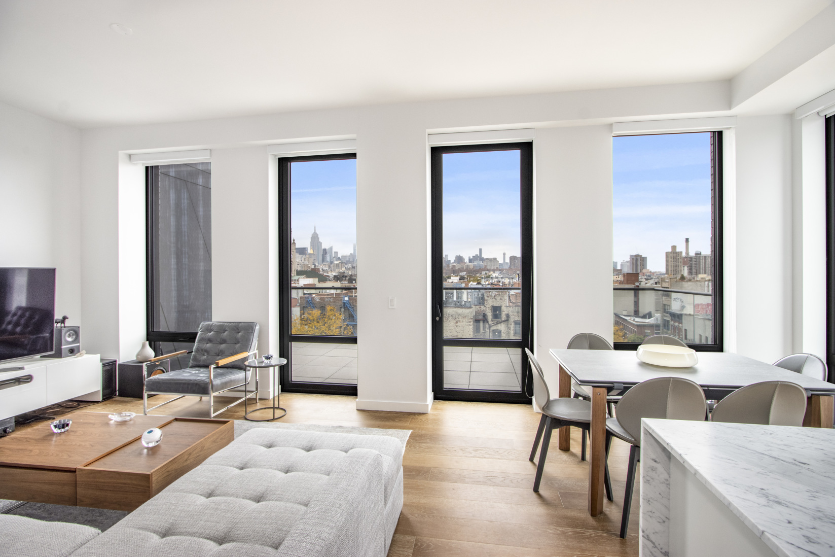 287 East Houston Street, Unit 8B Manhattan, NY 10002 - Photo 2 of 10