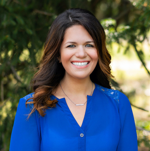 Headshot of Stephanie Coho