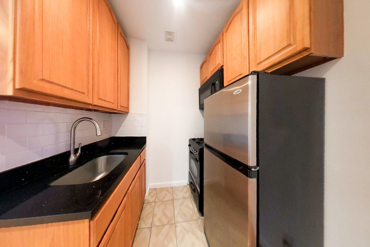 138 Orchard Street, Unit 5 Manhattan, NY 10002 - Photo 4 of 4