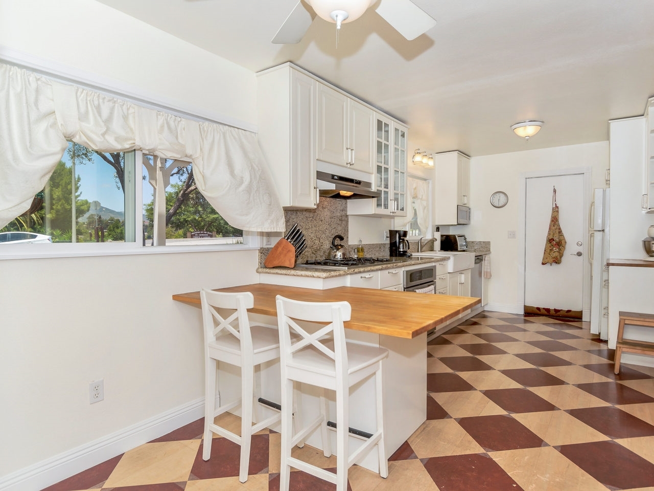9131 Southern Road La Mesa, CA 91942 - Photo 9 of 24