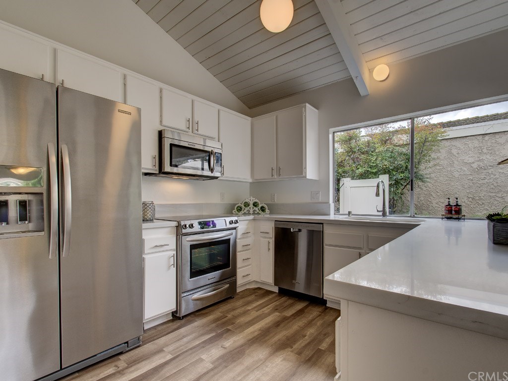 5 Mountain Laurel Irvine, CA 92604 - Photo 14 of 55