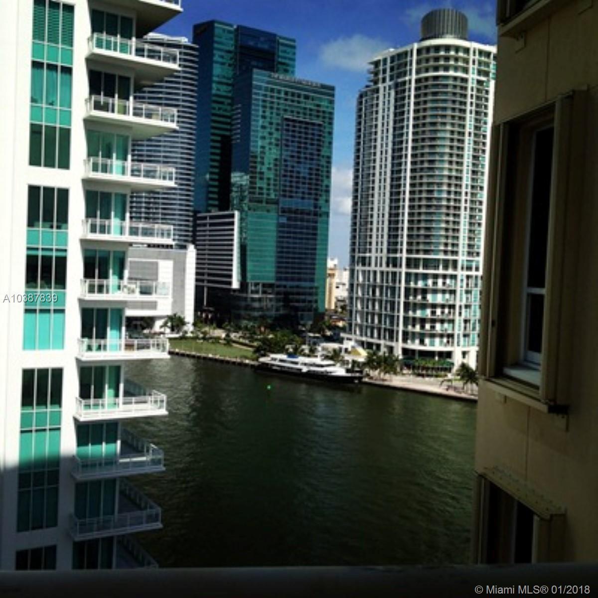 888 Brickell Key Drive, Unit 1502 Miami, FL 33131 - Photo 5 of 17