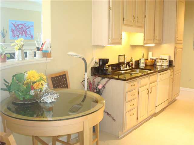 405 South Perkins Road, Unit 380 Memphis, TN 38117 - Photo 5 of 11 Gallery Image 5