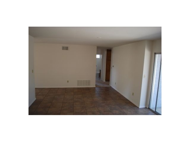 8959 Ridgeton Lane Lakeside, CA 92040 - Photo 4 of 7 Gallery Image 4