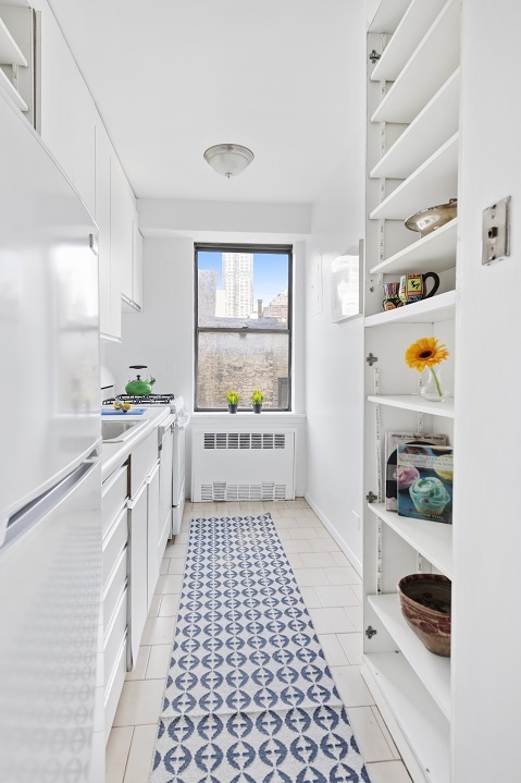 80 East End Avenue, Unit 7J Manhattan, NY 10028 - Photo 4 of 7