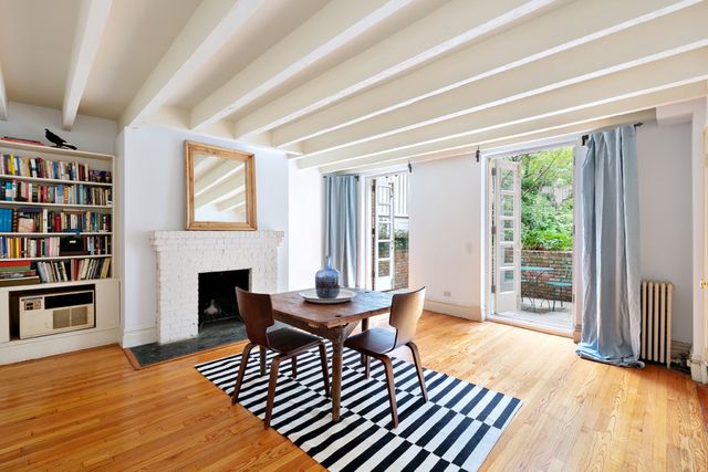 $7,400,000 | 39 Charlton St | Hudson Square