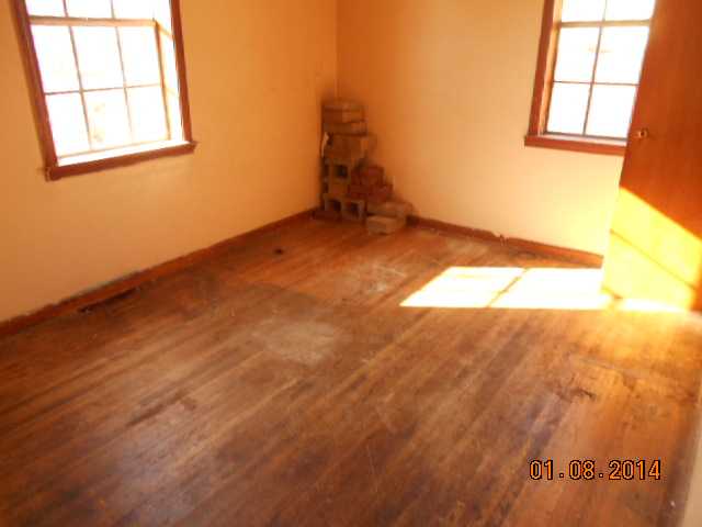 2 East Dunbar Road Memphis, TN 38109 - Photo 9 of 13