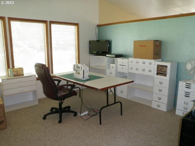 29086 Bridge Road Hermiston, OR 97838 - Photo 12 of 16 Gallery Image 12