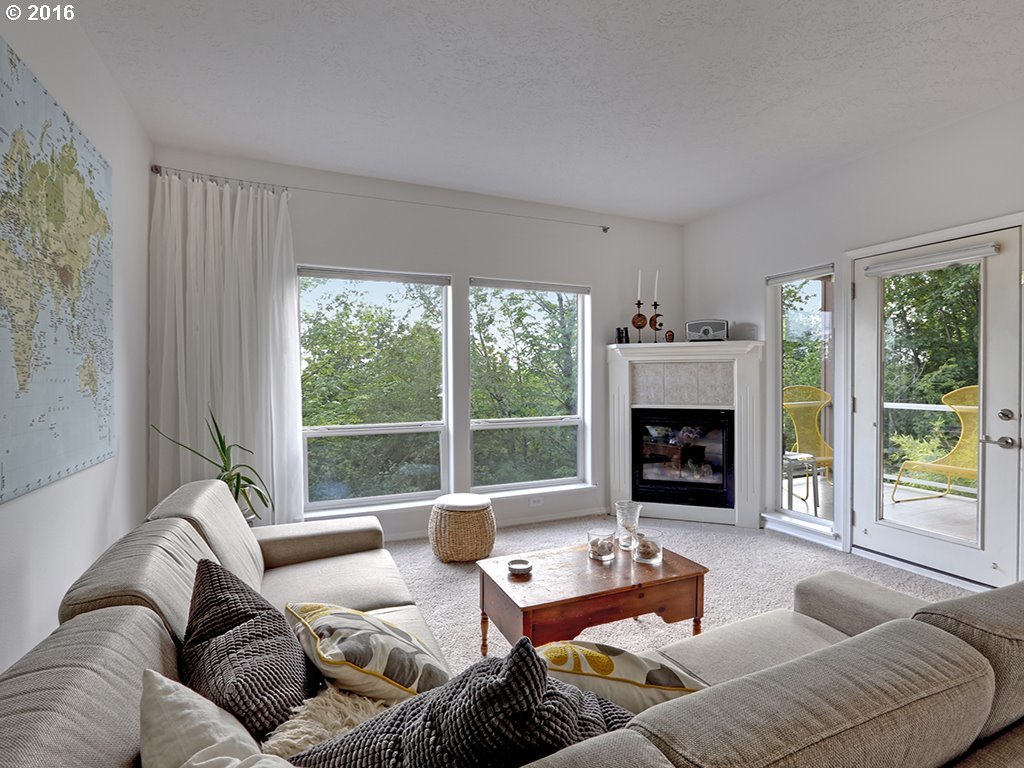 2647 Northeast Rocky Butte Road Portland, OR 97220 - Photo 2 of 22 Gallery Image 2