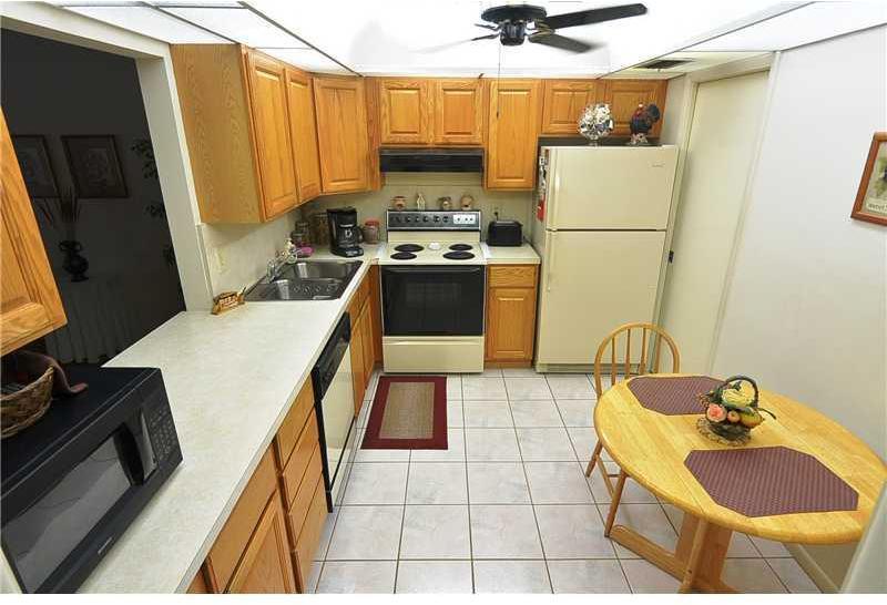 Emerald Hills Hollywood, FL 33021 - Photo 6 of 30