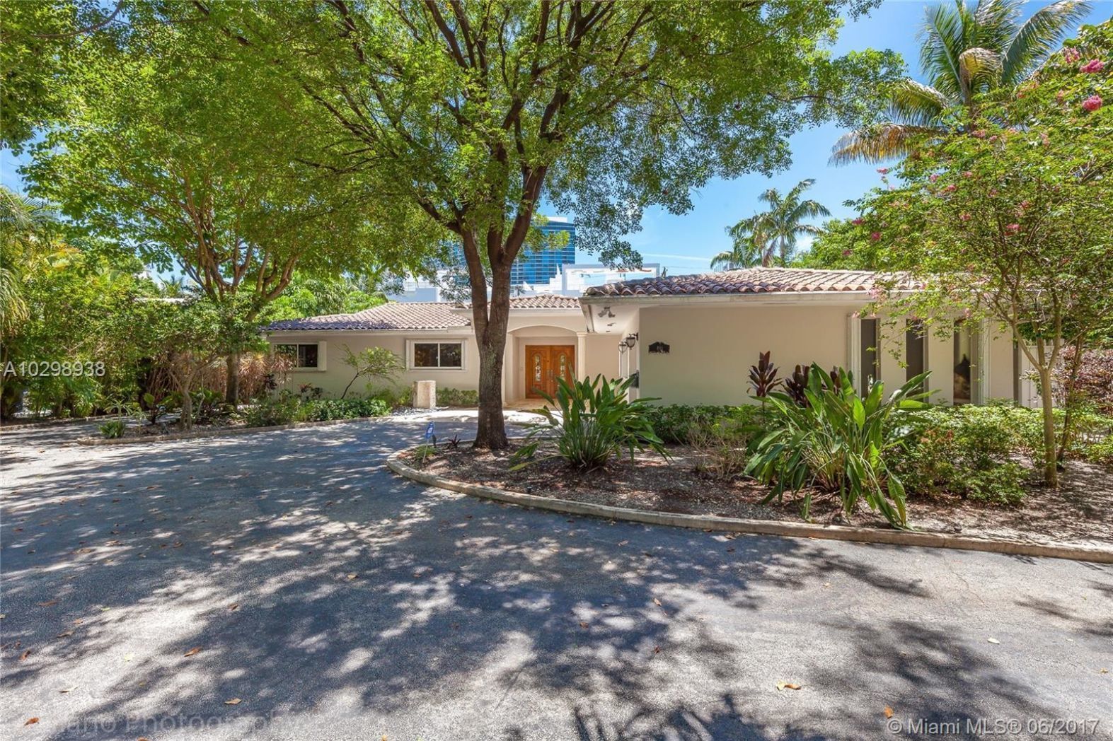 490 Sabal Palm Road Miami, FL 33137 - Photo 1 of 22