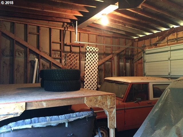 2911 Bowman Road Reedsport, OR 97467 - Photo 16 of 24 Gallery Image 16
