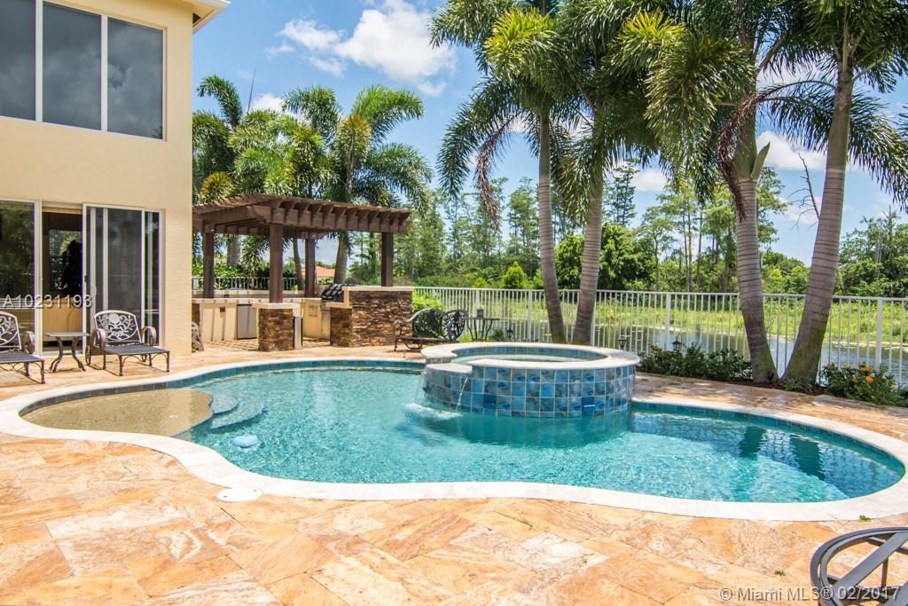9946 Vía Bernini Lake Worth, FL 33467 - Photo 7 of 35