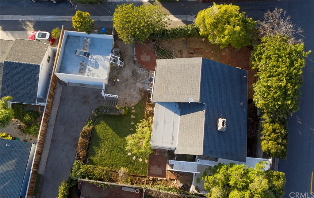 271 High Drive Laguna Beach, CA 92651 - Photo 11 of 12