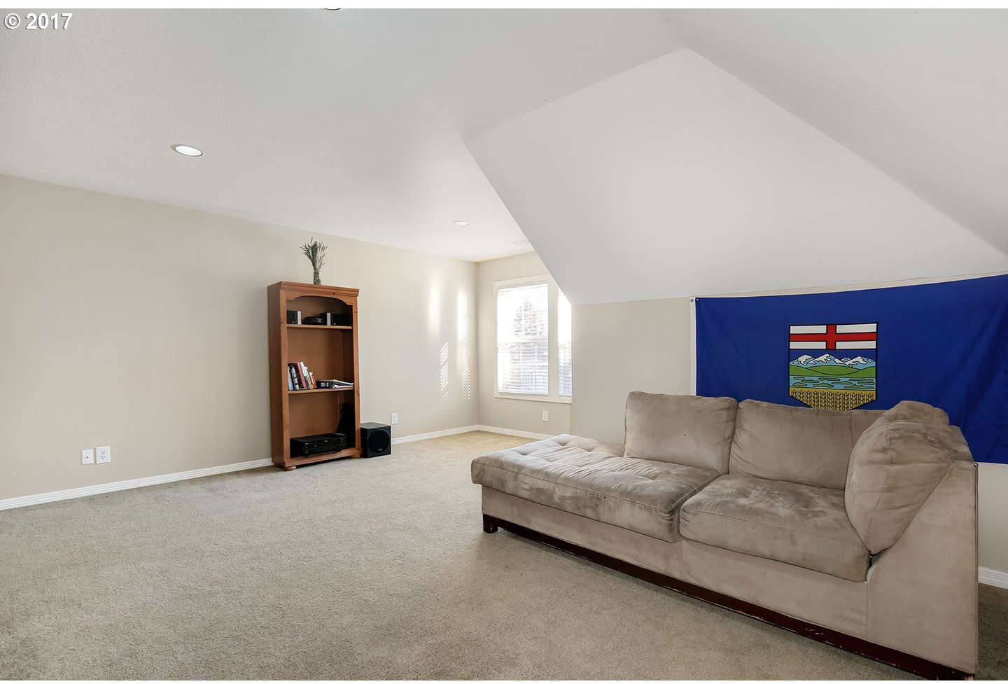 12873 Southwest Ridgefield Lane Portland, OR 97223 - Photo 22 of 32 Gallery Image 22