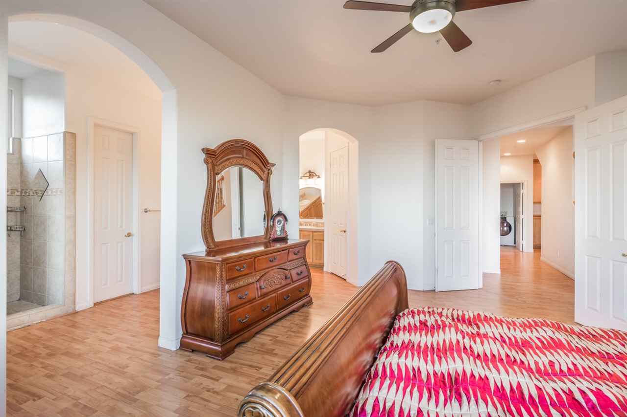 1817 Helix Place Spring Valley, CA 91977 - Photo 13 of 25 Gallery Image 13