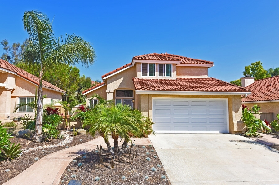 1703 Crystal Ridge Way Vista, CA 92081 - Photo 1 of 25