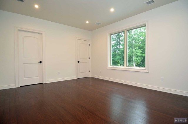 17 Stone Ledge Road Upper Saddle River, NJ 07458 - Photo 18 of 25