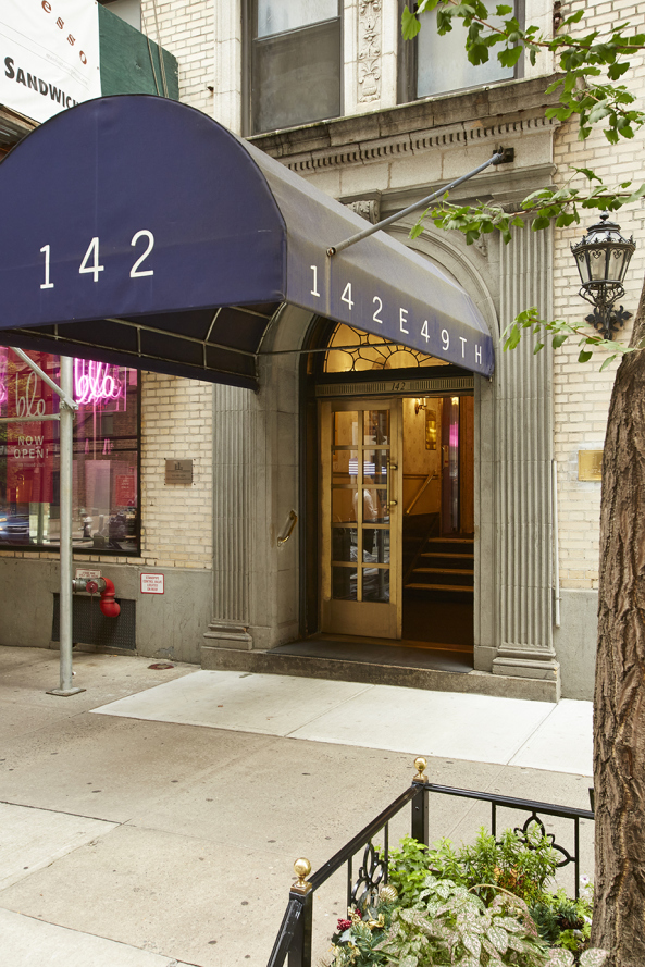 142 E 49th St, Manhattan, NY 10017 - Photo 3 of 5
