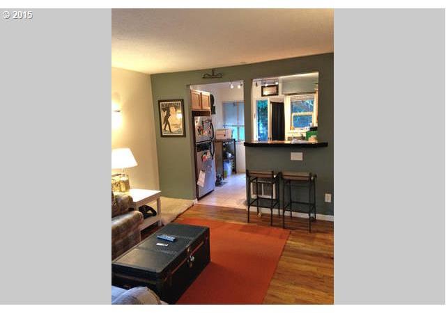5223 Southwest View Point Terrace Portland, OR 97239 - Photo 5 of 9 Gallery Image 5