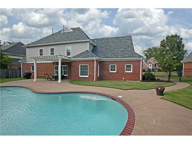 1007 Stanhope Road Collierville, TN 38017 - Photo 3 of 12 Gallery Image 3