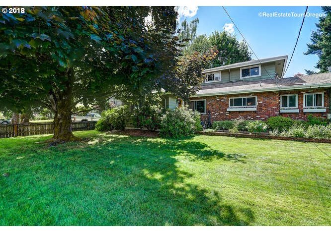 803 Elliott Road Newberg, OR 97132 - Photo 2 of 32 Gallery Image 2