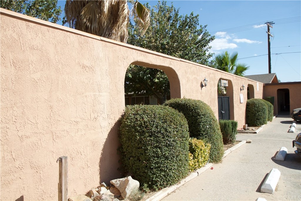 12907 Algonquin Road Apple Valley, CA 92308 - Photo 1 of 1