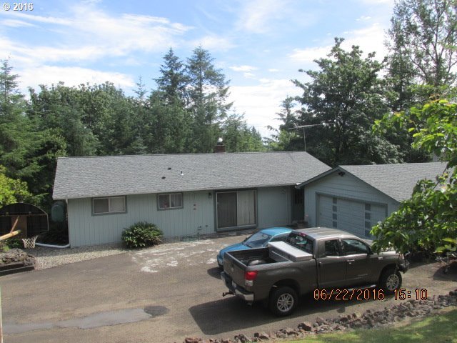 782 Carroll Road Kelso, WA 98626 - Photo 2 of 12 Gallery Image 2