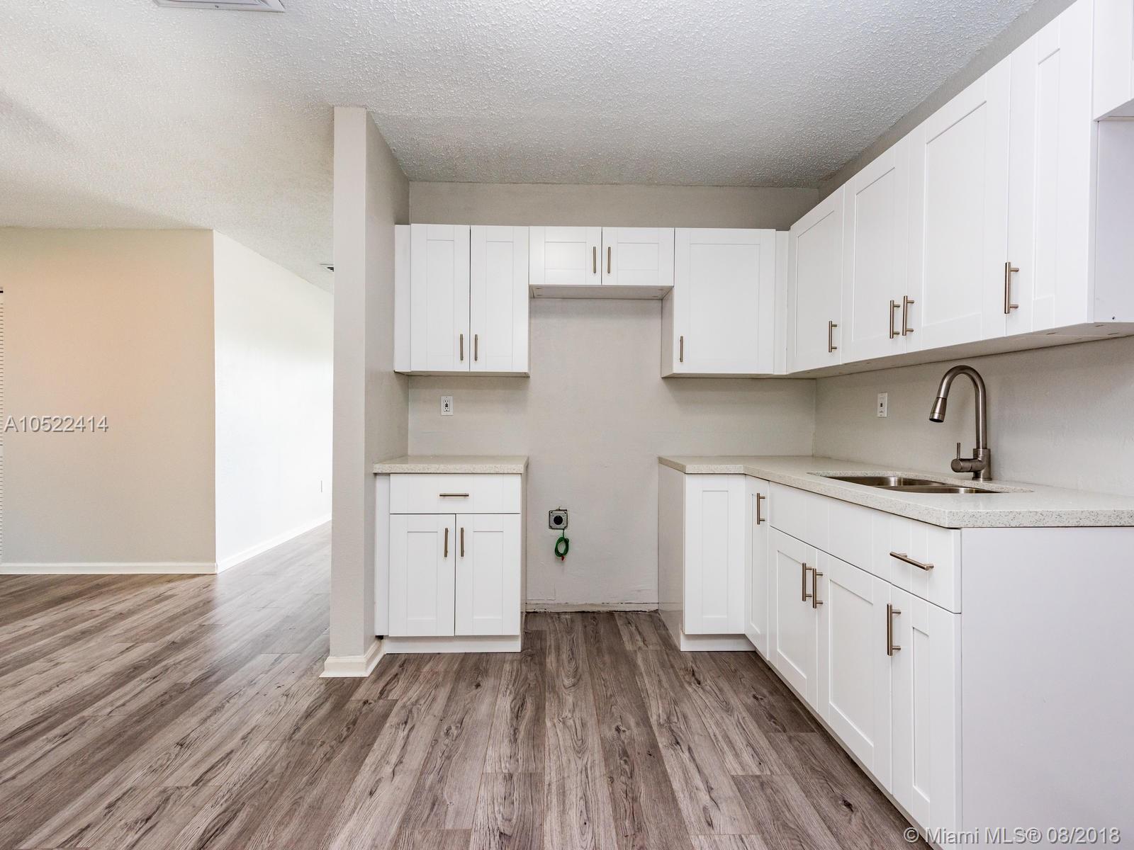 14605 Southwest 288th Street Homestead, FL 33033 - Photo 13 of 37