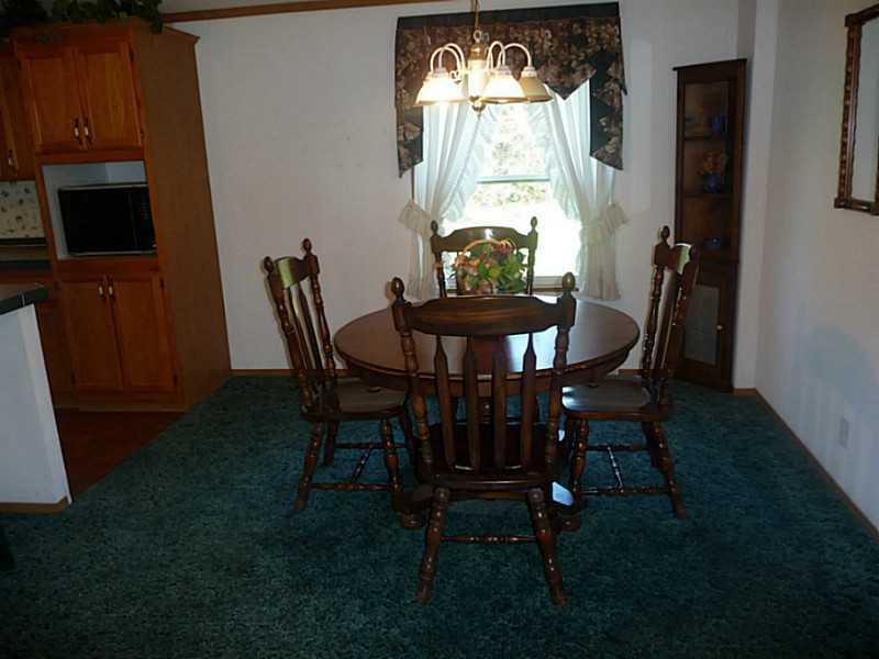 3999 Seneca Road Sharpsville, PA 16150 - Photo 4 of 12 Gallery Image 4
